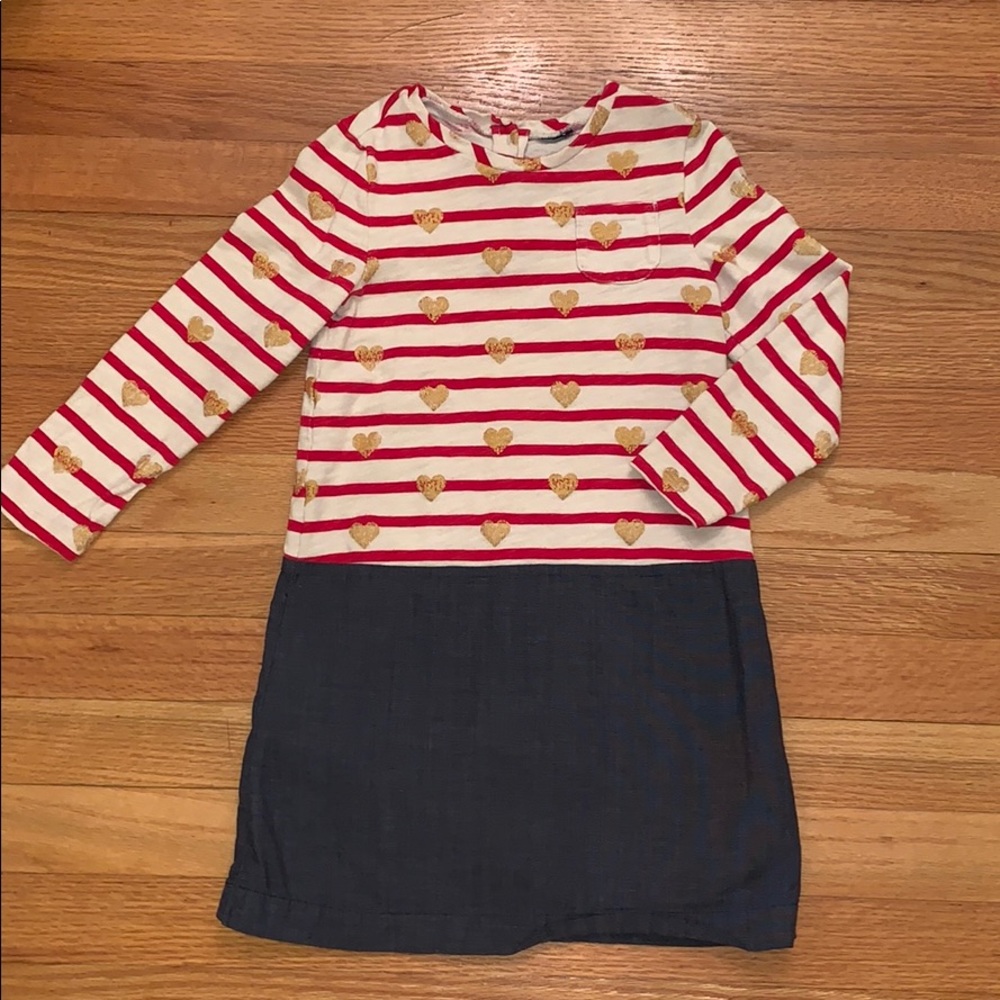 Gap Girls dress 👧🏻 with hearts 💕